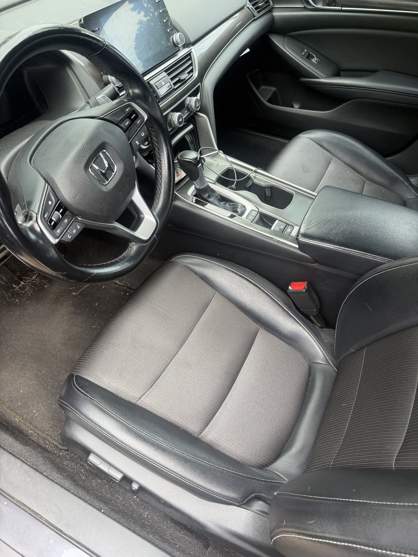 Honda interior before mobile detailing
